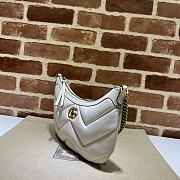 Gucci Marmont Small Shoulder Bag White 26x17x4cm - 3