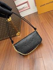 Louis Vuitton LV Ivy Wallet On Chain Black 23.5 x 12 x 4.3 cm - 6