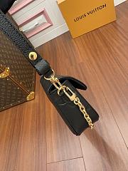 Louis Vuitton LV Ivy Wallet On Chain Black 23.5 x 12 x 4.3 cm - 3