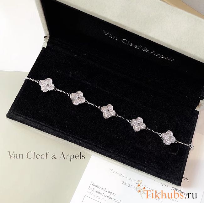 Van Cleef & ArPels Alhambra Bracelet Silver - 1