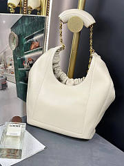 Loewe Small Squeeze Bag In Nappa Lambskin White 29x24x10.5cm - 2