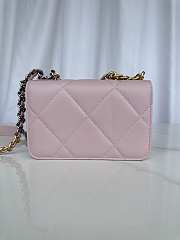 Chanel 19 Wallet On Chain Pink 19cm - 4