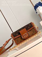 Louis Vuitton LV Dauphine East West Monogram 21x12x5cm - 1