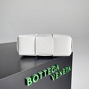 Bottega Veneta Candy Arco Leather Tote Bag White 20x13x7cm - 6