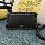 Valentino Rockstud Calfskin Clutch Black 23x13x7cm - 3