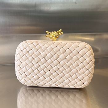 Bottega Veneta Knot Nude 19x11.5x5cm