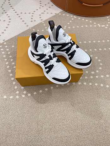 Louis Vuitton LV Archlight Trainers White Black Sneaker