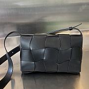 Bottega Veneta Cassette Black 23x15x5cm - 4