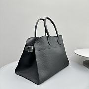 The Row Margaux 15 Black Calfskin 38.5x16x30cm - 2