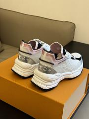 Louis Vuitton LV Run 55 Trainers ‘White Pink’ Sneaker - 4