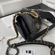 Chanel 19 Woc Wallet On Chain Black Gold 19cm - 2