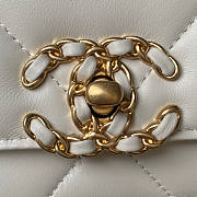 Chanel 19 Woc Wallet On Chain White Gold 19cm - 2