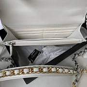 Chanel 19 Woc Wallet On Chain White Silver 19cm - 6