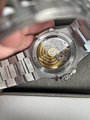 Patek Philippe Nautilus 40mm - 3