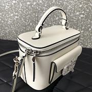 Valentino Garavani Leather Locò Vanity Case White 16.5x10x7.5cm - 3