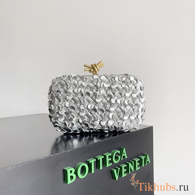 Bottega Veneta Knot Silver Bag 19x11.5x5cm - 1