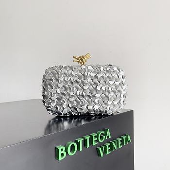 Bottega Veneta Knot Silver Bag 19x11.5x5cm