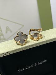 Van Cleef & ArPels Earrings 01 - 4