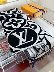 Louis Vuitton LV Black White Scarf 200x30cm - 2