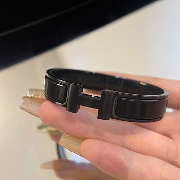 Hermes Clic HH So Black Bracelet 