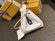 Louis Vuitton LV Atlantis GM White 34 x 34 x 13.5 cm - 2