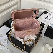 Chanel Vanity Case Pink Lambskin Gold Flower 17x9.5x8cm - 3