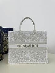 Dior Large Book Tote Gold White Butterfly Around The World 42cm - 1