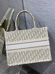 Dior Medium Book Tote White Gold-Tone Oblique 36cm - 4