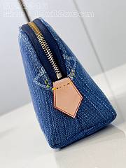 Louis Vuitton LV Pochette Cosmétique PM Blue Denim 19 x 12 x 6 cm - 2