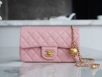 Chanel Flap Bag Pink Lambskin Bell 20x13x7cm