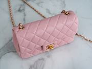 Chanel Flap Bag Pink Lambskin Bell 20x13x7cm - 3