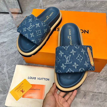 Louis Vuitton LV Pool Pillow Flat Comfort Mule Blue