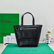 Bottega Veneta Small Flip Flap Black 23x18.5x15cm - 1