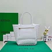 Bottega Veneta Small Flip Flap White 23x18.5x15cm - 1