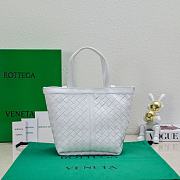 Bottega Veneta Small Flip Flap White 23x18.5x15cm - 3