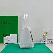 Bottega Veneta Small Flip Flap White 23x18.5x15cm - 2