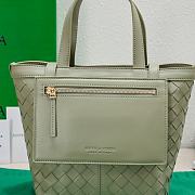 Bottega Veneta Small Flip Flap Green 23x18.5x15cm - 4