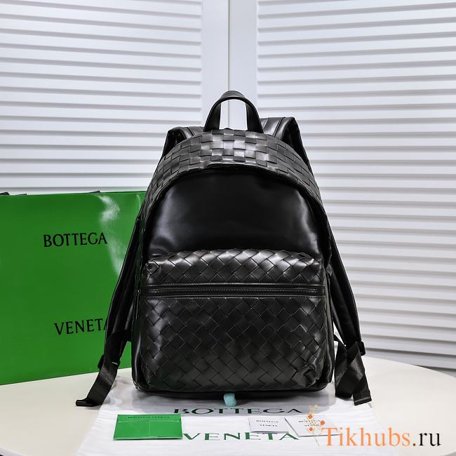 Bottega Venetta Backpack Bag intreciatto Black 43x32cm - 1