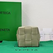 Bottega Veneta Cassette Cross-Body Bucket Green Bag 19x14x13cm - 5