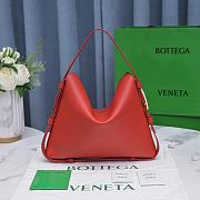 Bottega Veneta Cradle Medium Bag Red 30x23x16cm - 1