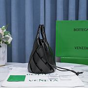 Bottega Veneta Point Black Bag 31x30.5x17.5cm - 6