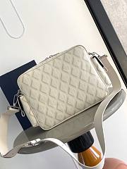 Dior Hit The Road Bag White 26x21x8cm - 3