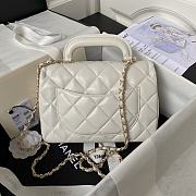 Chanel 24c Medium Flap Shoulder Bag White 25cm - 4