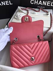 Chanel Flap Bag Chevron Lambskin Pink Silver 20cm - 4