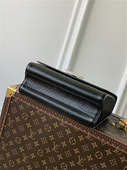 Louis Vuitton LV Twist MM Black Bag 23 x 17 x 9.5 cm - 3