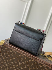 Louis Vuitton LV Twist MM Black Bag 23 x 17 x 9.5 cm - 2