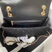 Chanel Medium Flap Bag Black 25cm - 3