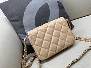 Chanel 23k Flap Bag Beige Gold 13.5x20.5x5cm - 3