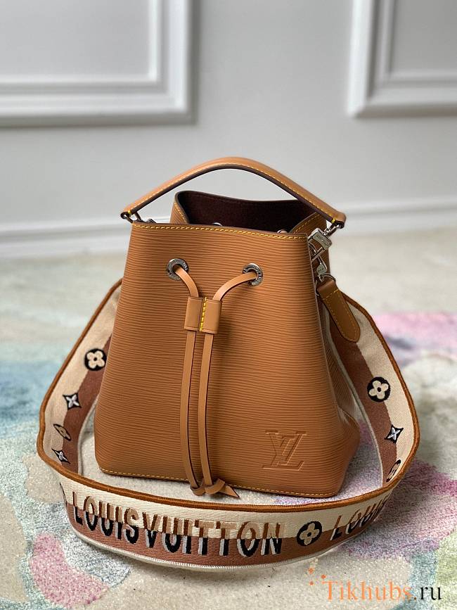 Louis Vuitton LV Neonoé BB Bag Epi Brown 20 x 20 x 13 cm - 1