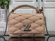 Louis Vuitton LV GO-14 MM Bag Beige 23 x 16 x 10 cm - 1